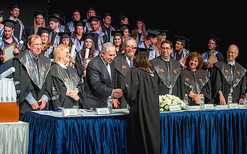 Med School Graduation Ceremony: Netanyahu at diploma ceremony